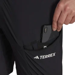 Corto Adidas Terrex Xperior 13 Corto Adidas Terrex Xperior -Equipo Al Aire Libre adidas hn2965 8 apparel on model detail view 2 white