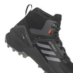 Botas De Montaña Adidas Terrex Swift R3 Mid Gore-Tex -Equipo Al Aire Libre adidas hr1308 9 footwear photography detail view 2 white 000