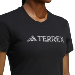 Camiseta De Mujer Adidas Terrex Classic Logo -Equipo Al Aire Libre adidas hz1392 7 apparel on model detail view 1 white nw032724