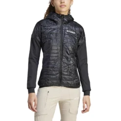 Plumífero Para Mujer Adidas Terrex Xperior Varilite Hybrid PrimaLoft -Equipo Al Aire Libre adidas ib4203 4 apparel on model front view white
