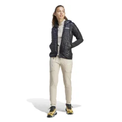 Plumífero Para Mujer Adidas Terrex Xperior Varilite Hybrid PrimaLoft -Equipo Al Aire Libre adidas ib4203 8 apparel on model standard outfit view white