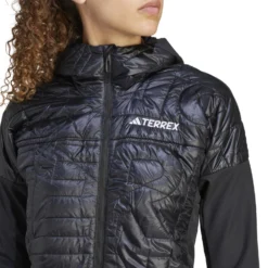Plumífero Para Mujer Adidas Terrex Xperior Varilite Hybrid PrimaLoft -Equipo Al Aire Libre adidas ib4203 9 apparel on model detail view 1 white