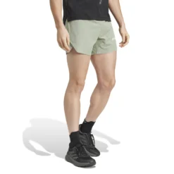 Pantalón Corto Adidas Terrex Techrock Pro Trail -Equipo Al Aire Libre adidas ij8301 5 apparel on model walking view white