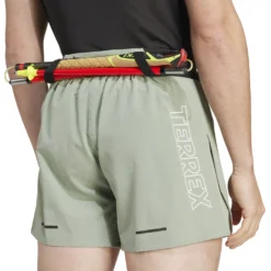 Pantalón Corto Adidas Terrex Techrock Pro Trail -Equipo Al Aire Libre adidas ij8301 6 apparel on model detail view 1 white