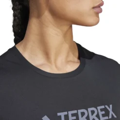 Camiseta Mujer Adidas Terrex Multi Endurance Tech -Equipo Al Aire Libre adidas iy9420 8 apparel on model detail view 2 white
